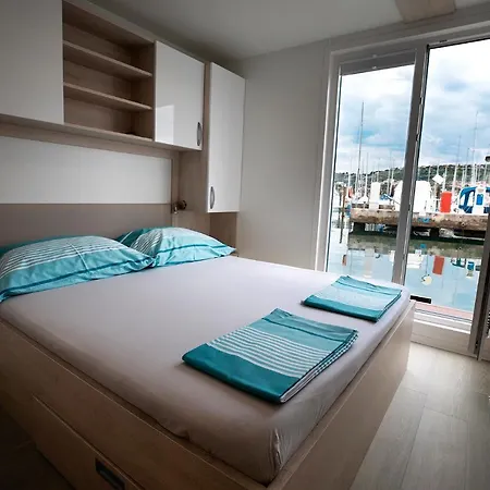 Categorical Floating House Apartment Portoroz Exterior photo